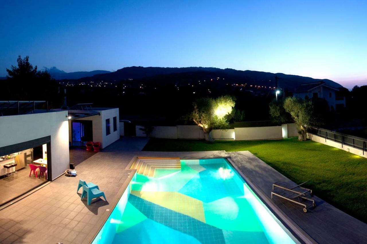 Villa Natasa Lampiri  Екстериор снимка