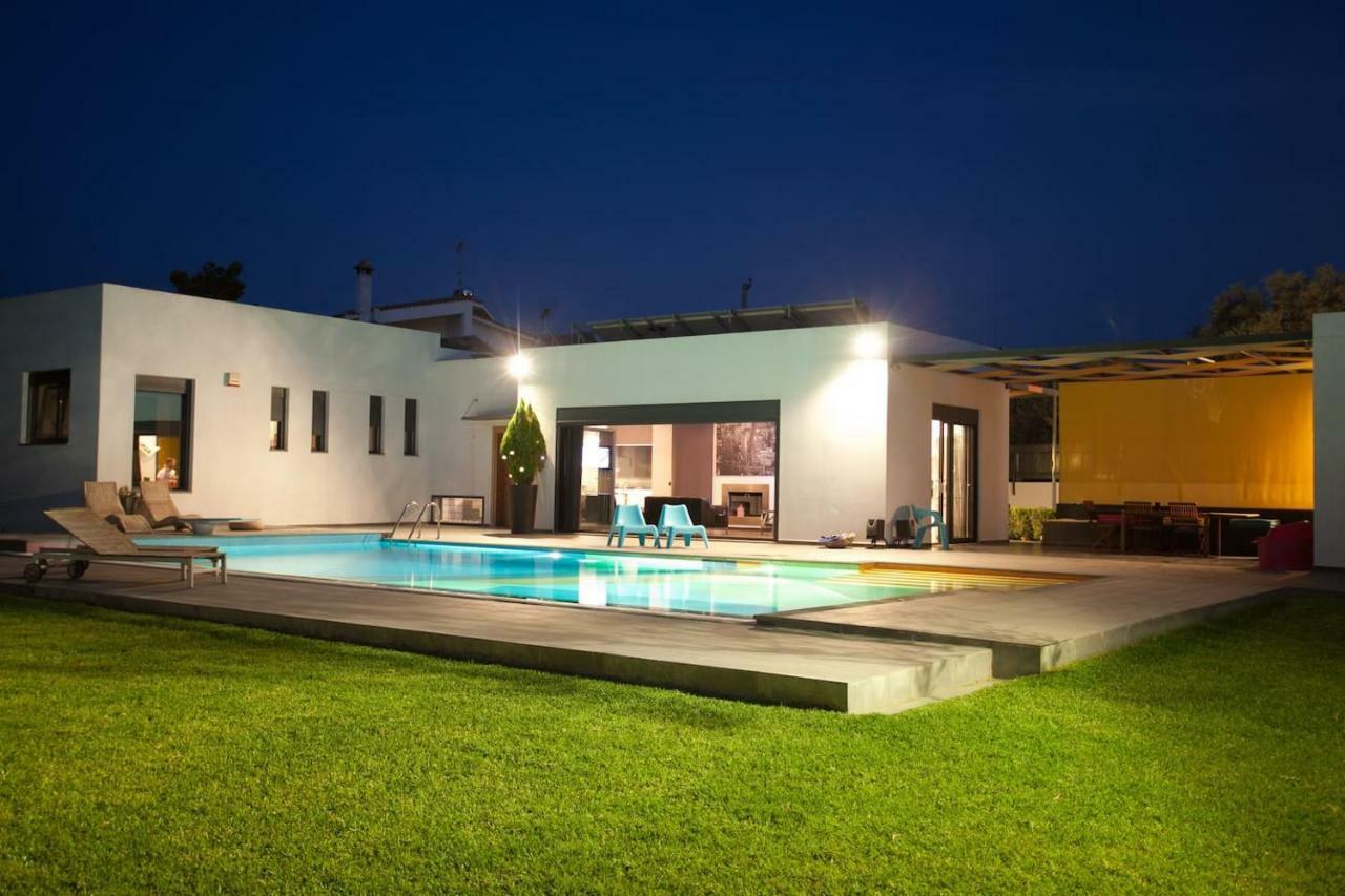 Villa Natasa Lampiri  Екстериор снимка